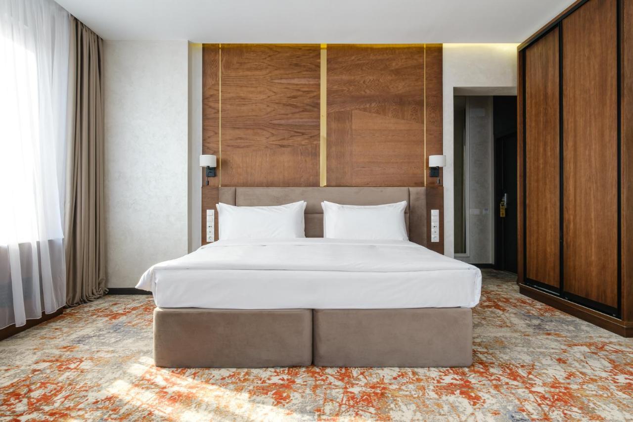 Grand Mildom Hotel Almaty Esterno foto