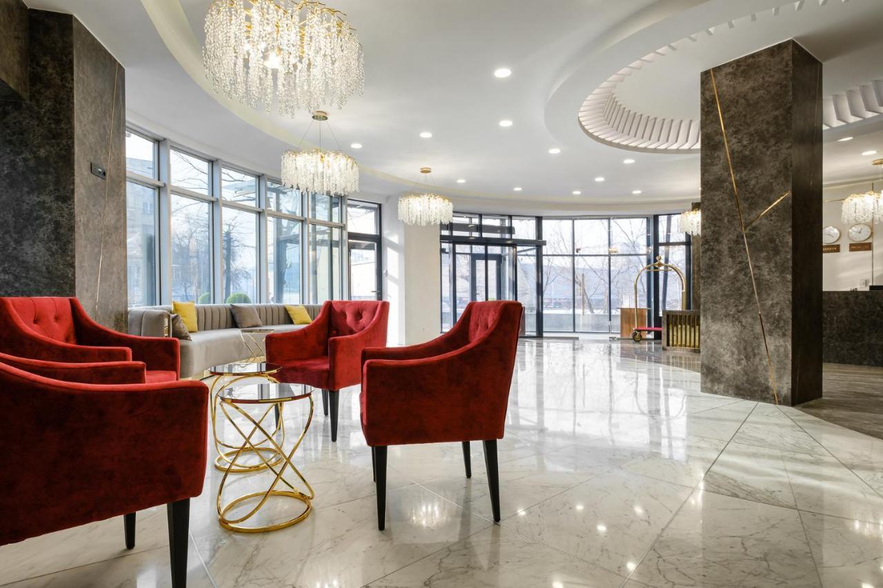 Grand Mildom Hotel Almaty Esterno foto