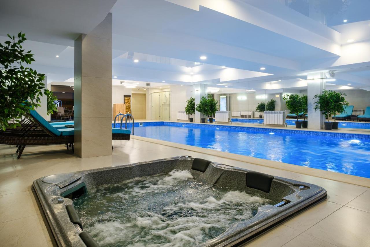 Grand Mildom Hotel Almaty Esterno foto