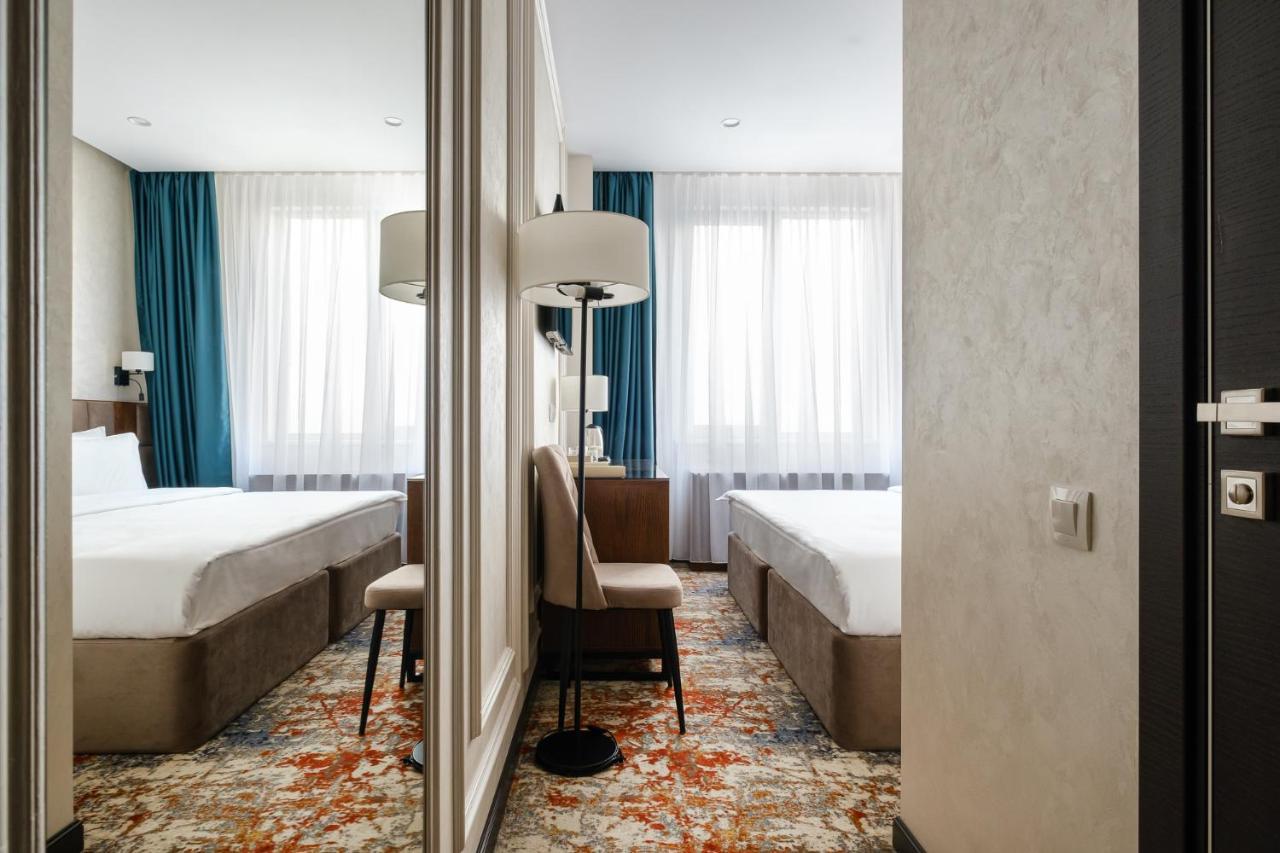 Grand Mildom Hotel Almaty Esterno foto