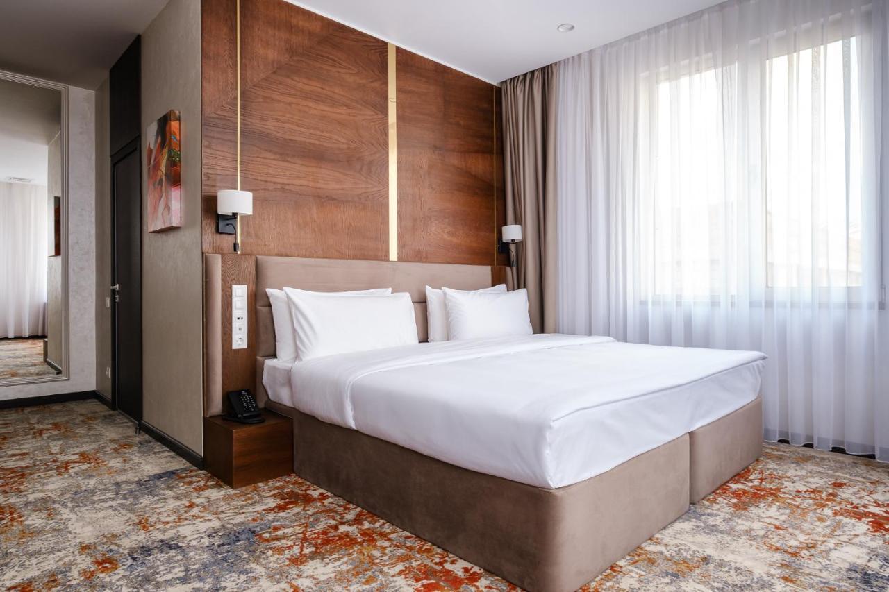 Grand Mildom Hotel Almaty Esterno foto