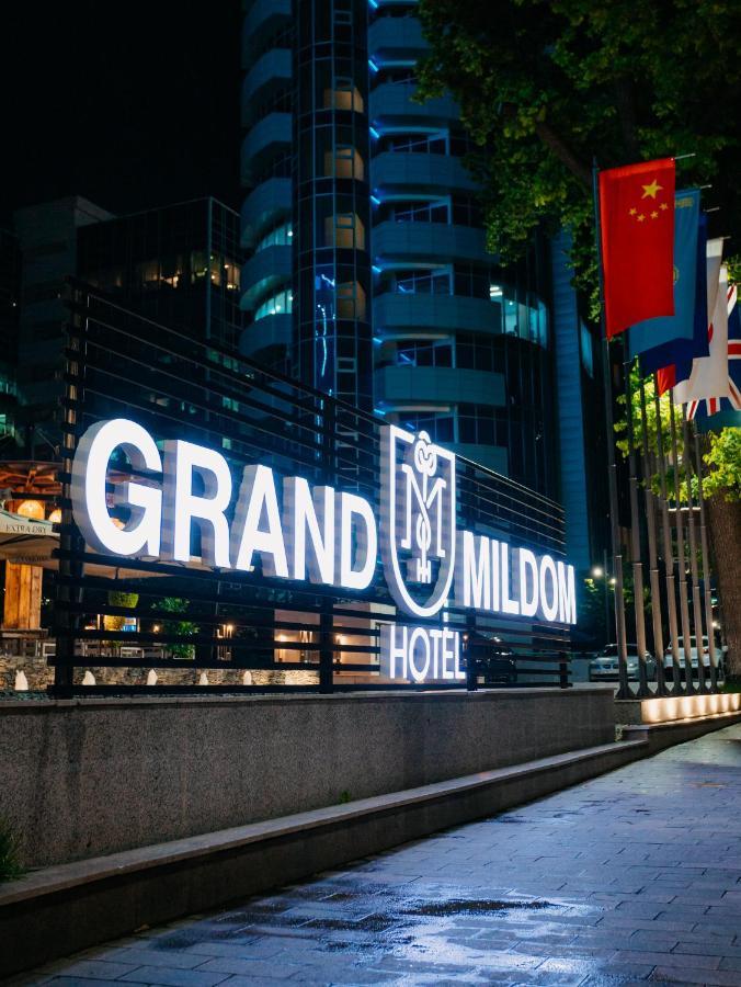 Grand Mildom Hotel Almaty Esterno foto